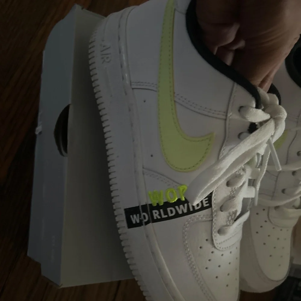 Nike Air Force 1 Low GS - Picture 3 of 7